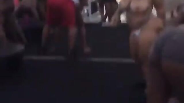 Sex Party On A Big Boat In Public With Women With Big Breasts - 5 image