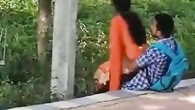 2 Indian University Students Caught Having Sex In The Bush In Public