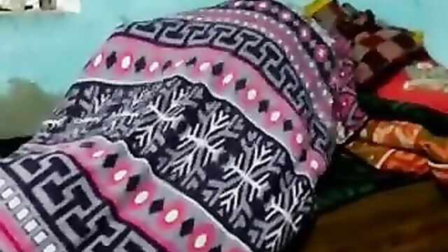 Pakistani Guy Caught His Sister Having Sex With Her Boyfriend And Busted Them - 3 image