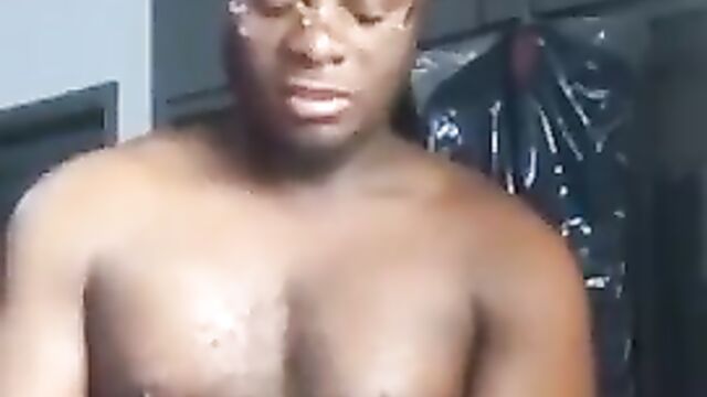 Alleged Leaked Sex Video Call Of Ghana Deputy Director of Cyber Crime With Abena Korkor Fingering Her Pussy - 5 image