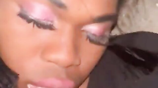 'Lady' Caught Red-handed With A Penis In Public - 4 image