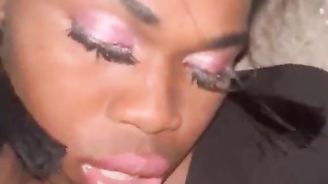 'Lady' Caught Red-handed With A Penis In Public - 5 image