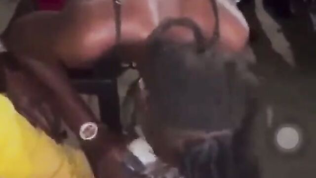 Jamaican Girl Caught Giving Creamy Blow Job In The Club In Public - 3 image