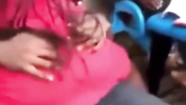 2 Nigerian Students Caught Having Sex With 2 Prostitutes In Public (Full Video 18+) - 1 image
