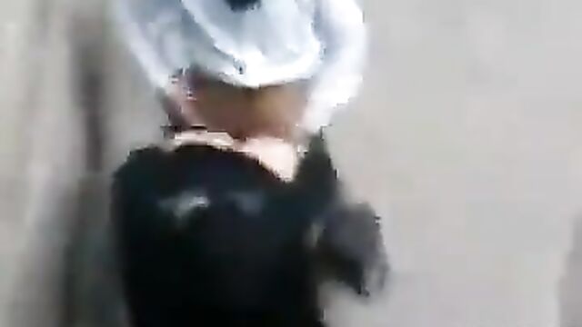Pakistani Man Caught Having Doggy Style Sex With Arab Muslim Woman Without Condom In Public