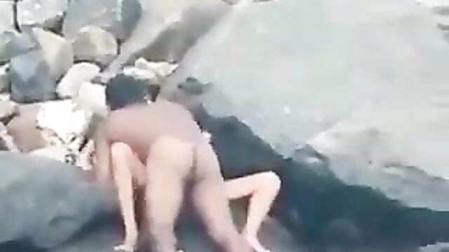 African Couple Caught Having Hot Sex At A River In Public - 5 image