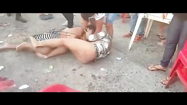 Boobs Out In Public As 2 Brazilian Women Get Caught Fighting Over A Boyfriend On The Street - 3 image