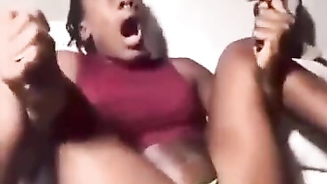 Mhiz Gold IG Influencer Alleged Sex Tape Leak - Part 2 (Pussy Exposed 18+) - 5 image