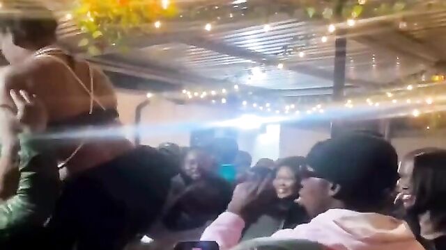 Zodwa Wabantu Exposing Her Ass And Pussy Again In Public - 5 image