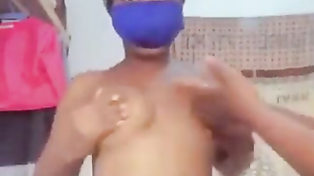 2 Olosho Girls Caught Showing Big Boobs And Ass On Camera - 3 image