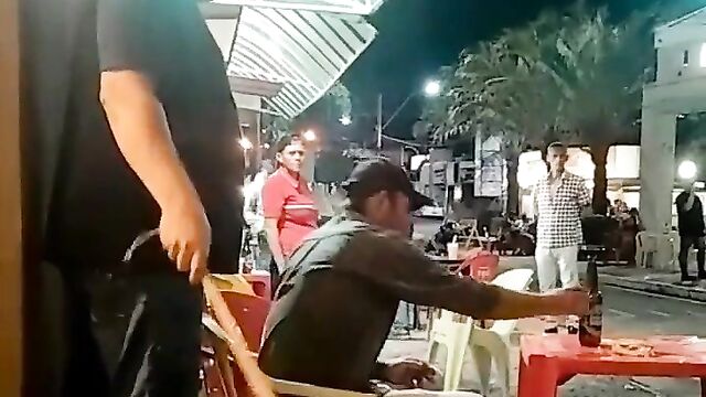 Couple Caught Having Sex In A Cafe In Public And Beaten - 4 image
