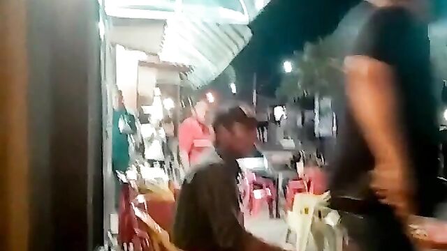 Couple Caught Having Sex In A Cafe In Public And Beaten - 5 image