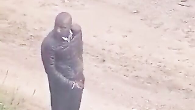 Pastor caught masturbating on the road in public after service - 4 image