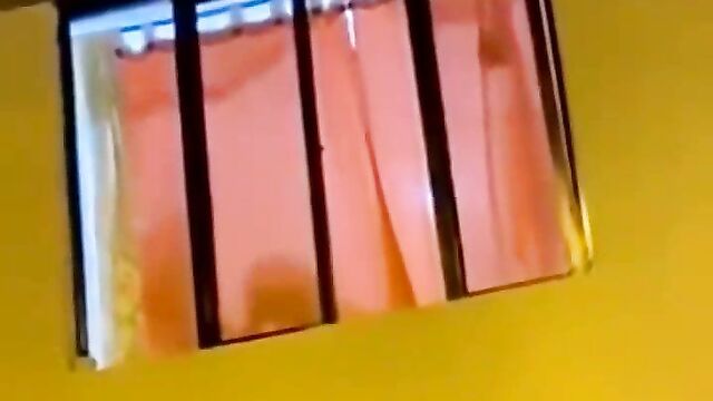 Wow! Dude decides to surprise his girlfriend, but catches her sucking another man’s dick!