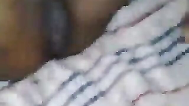 Sex video of landlord chopping female student because she has no money to pay rent! - 1 image