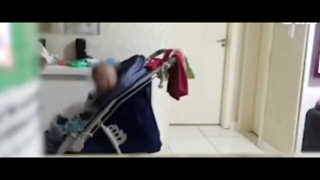 Wife shoots at husband after she came back home early and caught him cheating! - 3 image