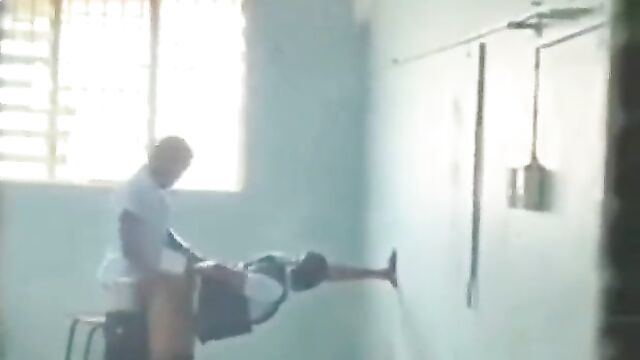 2 Knox College Students Caught Having Sex In Class - 1 image