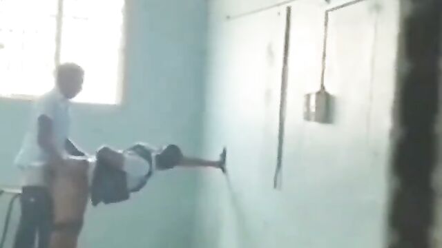 2 Knox College Students Caught Having Sex In Class