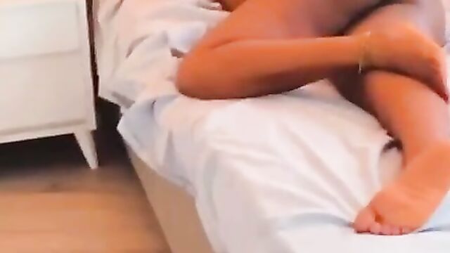 Guy Records Nigerian Girl With Soft Buttocks Sleeping Naked After Chopping Her