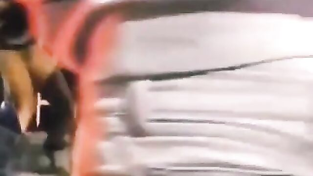 2 women fighting with ass out in public - 3 image