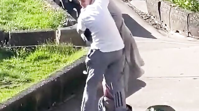 Ass pops out as 2 old white ladies fight in public - 5 image
