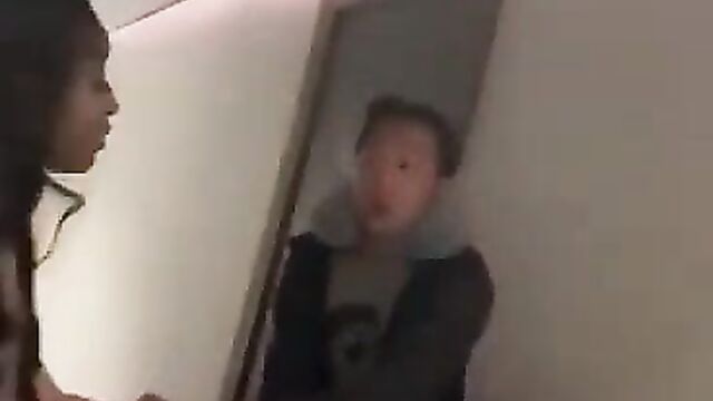 Prostitute fights customer in a hotel for failing to pay - 5 image