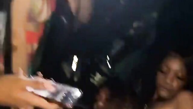 Naked strippers partying at a club in Ghana - 4 image