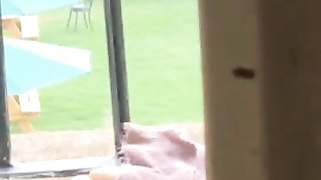 Party SEX in Kenyan resort – Part 2 - 4 image