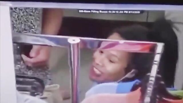 Lady caught giving man head on CCTV - 4 image
