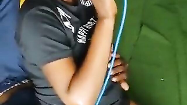 Guy chopping an entertainer’s toto in public at a club party - 5 image