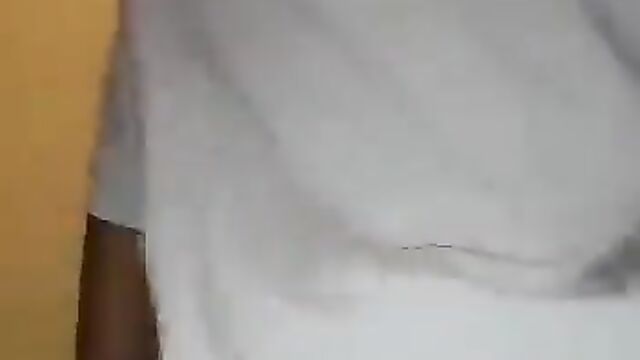 Student twerking without panties, showing coochie