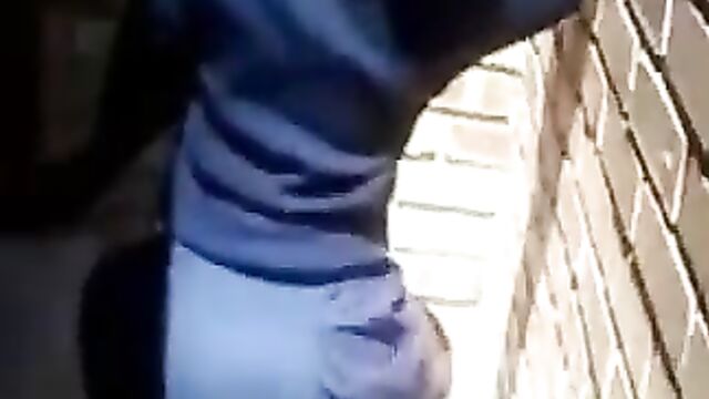 Schoolgirl twerking, showing ass - 4 image