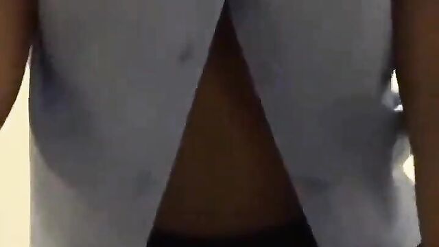 School girl caught showing her boobs, yansh and toto to her teacher - 5 image