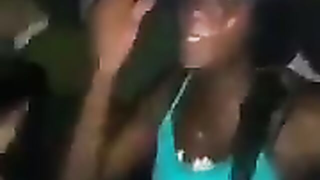 Girl giving crazy blow job in public & wilding in the club - 5 image
