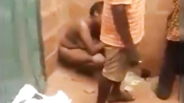 Fat widow stripped naked for allegedly killing her husband in Nigeria - 4 image