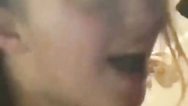 Crazy couple caught bonking in public - 5 image