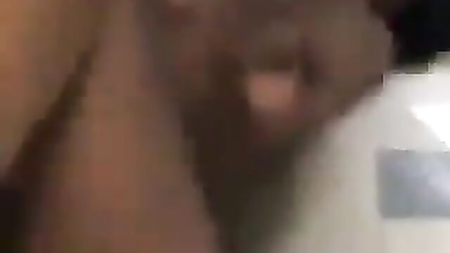 Pussy and boobs exposed in public as Nigerian girl is stripped naked and beaten by 3 ladies for sleeping with her friend’s boyfriend for 100k - 3 image