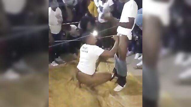 Impotent man wants sex at a club party - 4 image