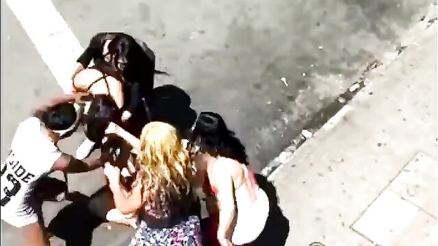 Thots fighting on the road in their underwear - 5 image