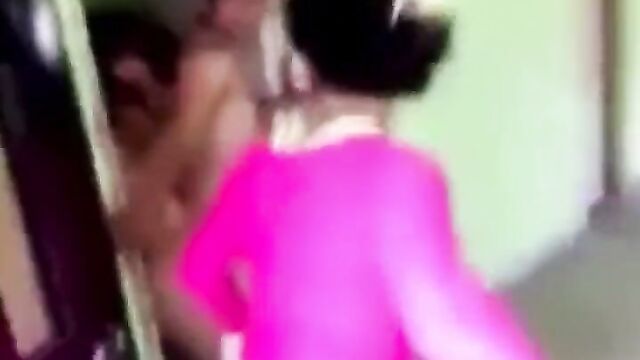 She caught him naked with another woman and beat them - 3 image