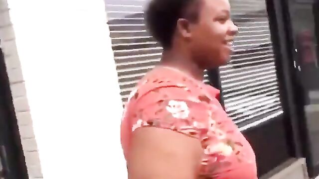 Chick shaking her big ass anyhow, anywhere… Watch Till The End! - 1 image