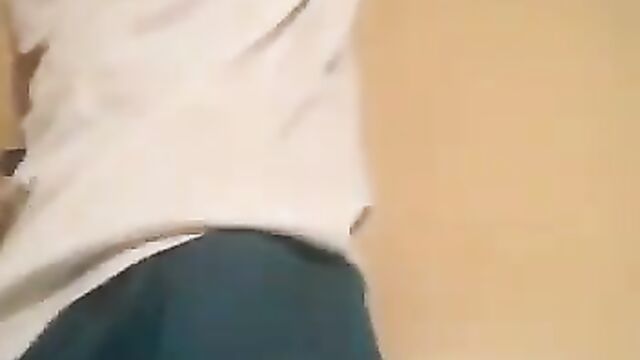 School girl caught showing her toto and big ass to a white man on camera so that he’ll send her money - 5 image