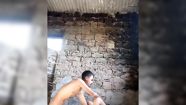 Crazy Indian couple caught having sex in an unfinished building