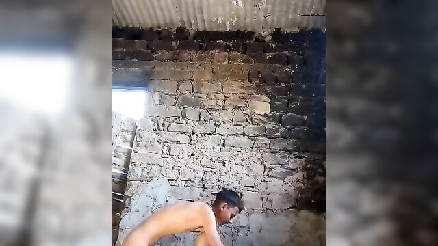 Crazy Indian couple caught having sex in an unfinished building - 5 image