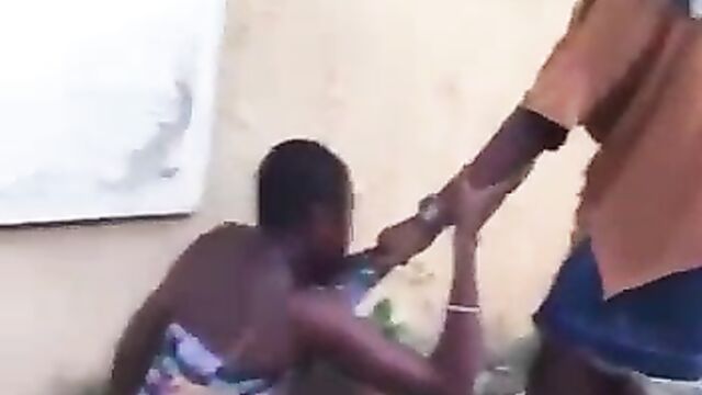 Boobs pop out as lady strips her friend in public allegedly over a man - 1 image