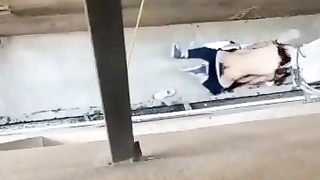 Crazy sex in public in London - 5 image