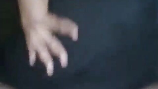 Girl dancing with pussy showing at a South African nightclub - 1 image