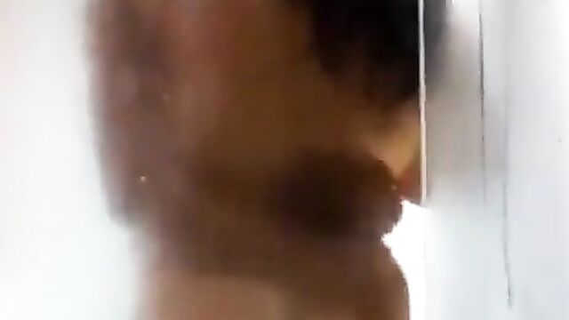 South African tourist bathroom sextape - 5 image