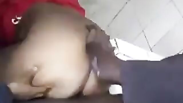 Mzansi couple caught having sex in public toilet - 5 image