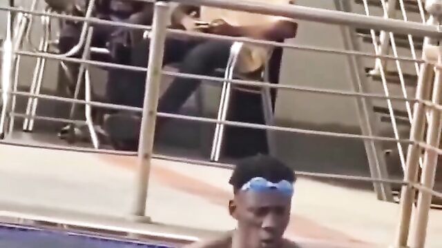 Ghanaian Couple Caught Having Sex In A Swimming Pool In Public - 4 image